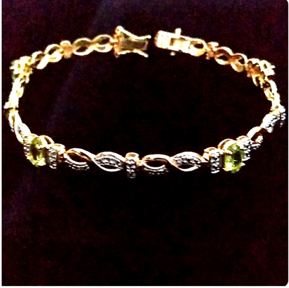 Ross-Simons Jewelry - VTG Ross-Simons 14K/925 Natural Peridot + Diamond